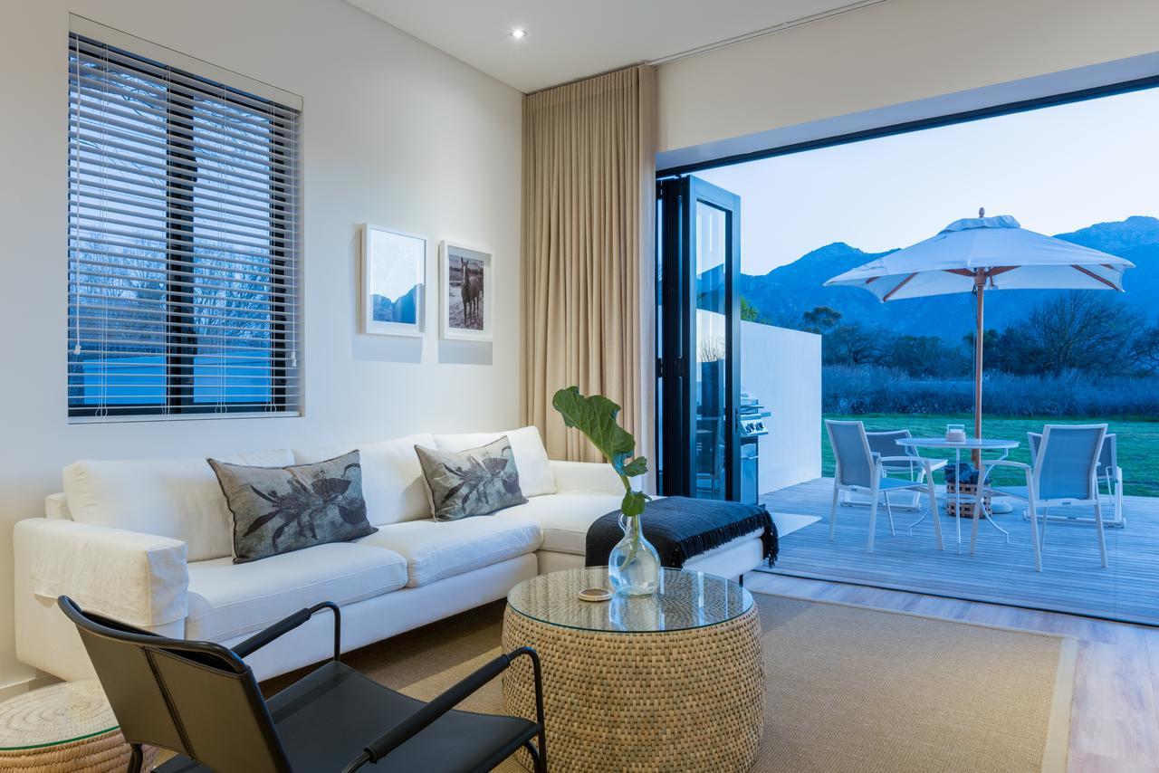 La Chataigne Wines & Guest Cottages Franschhoek Esterno foto